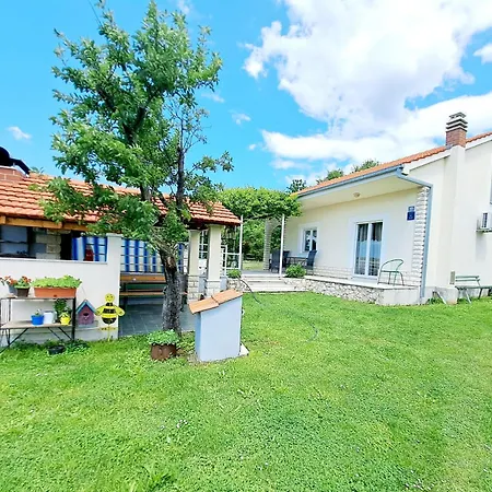 Villa With Pool Near Split Krusvar