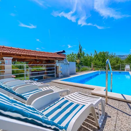 Villa With Pool Near Split